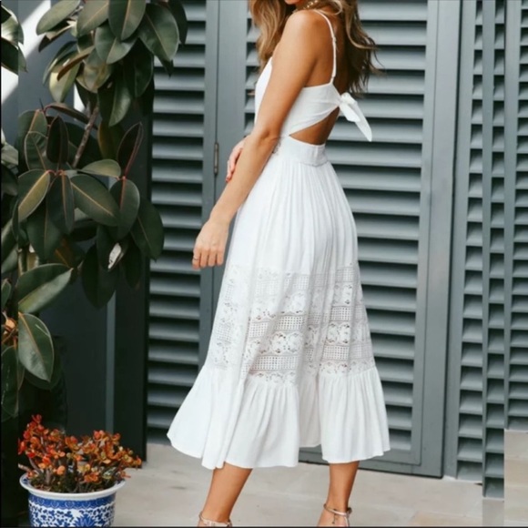 White Boho Lace Maxi Dress - Picture 3 of 11